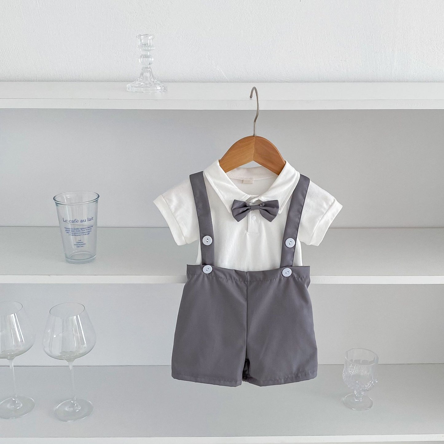 Summer baby hoodie tie suspender shorts two-piece set for gentlemen's one month and one year old dress suspender pants