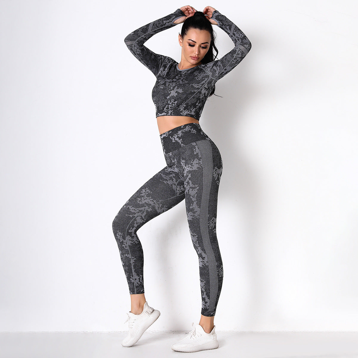 New Hip Lifting Sports Fitness Suit Two Piece Knitted Seamless Yoga Suit