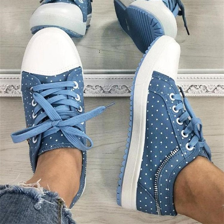 Large mesh student sports board shoes with hollowed out casual flat bottom lace up canvas shoes for women