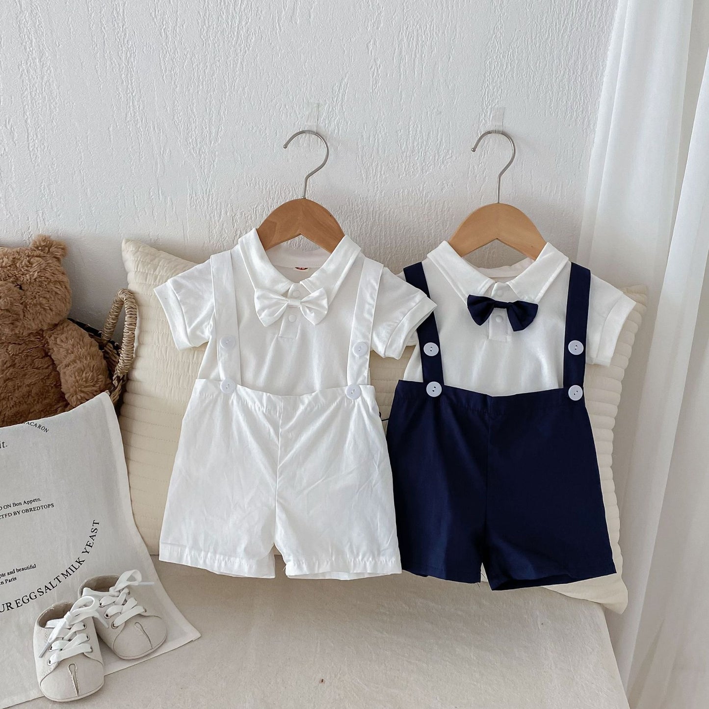 Summer baby hoodie tie suspender shorts two-piece set for gentlemen's one month and one year old dress suspender pants