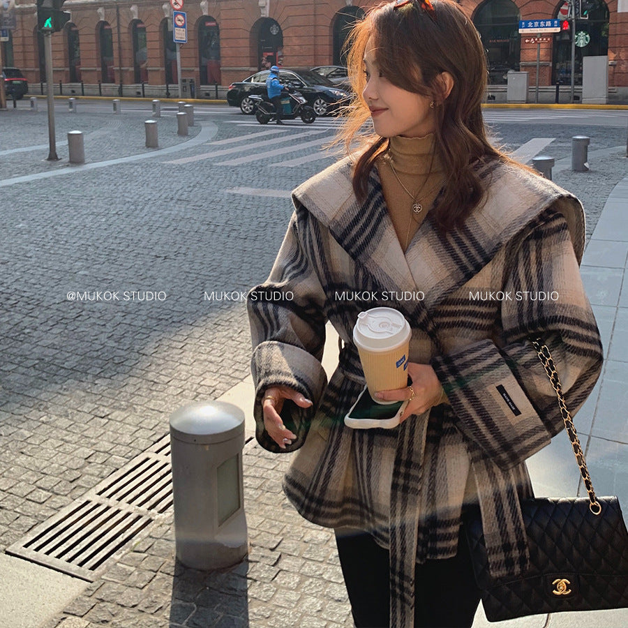 Grid patterned large collar fashionable double-sided woolen coat