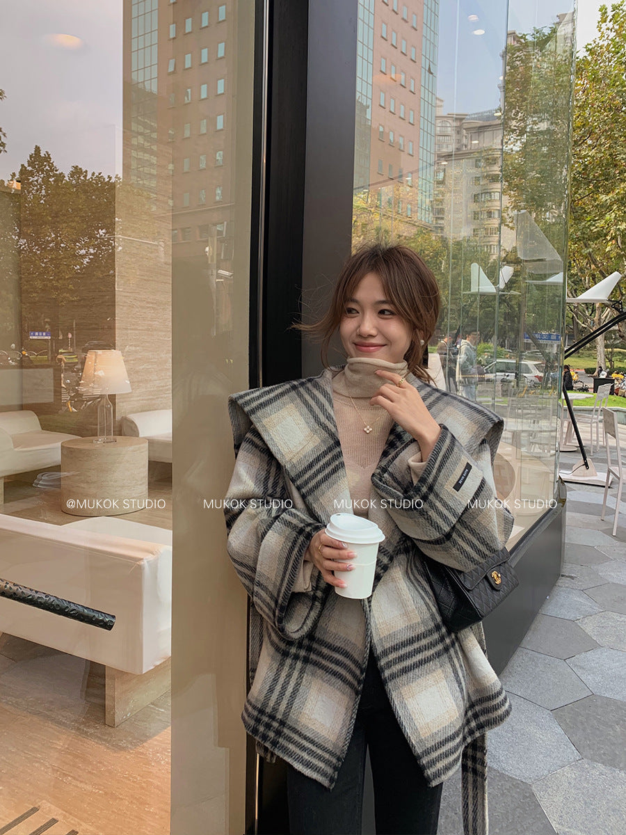 Grid patterned large collar fashionable double-sided woolen coat